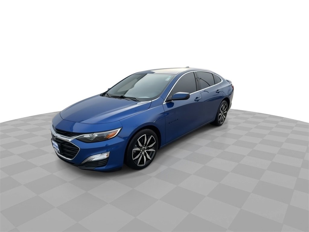 Certified 2023 Chevrolet Malibu RS w/ Driver Confidence Package image 4