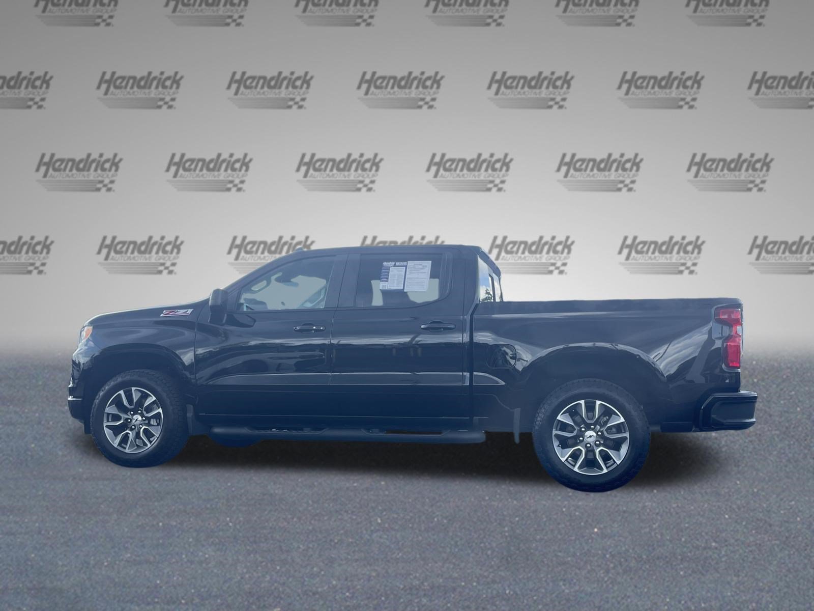 Used 2025 Chevrolet Silverado 1500 RST w/ Convenience Package II AWD/4WD image 7