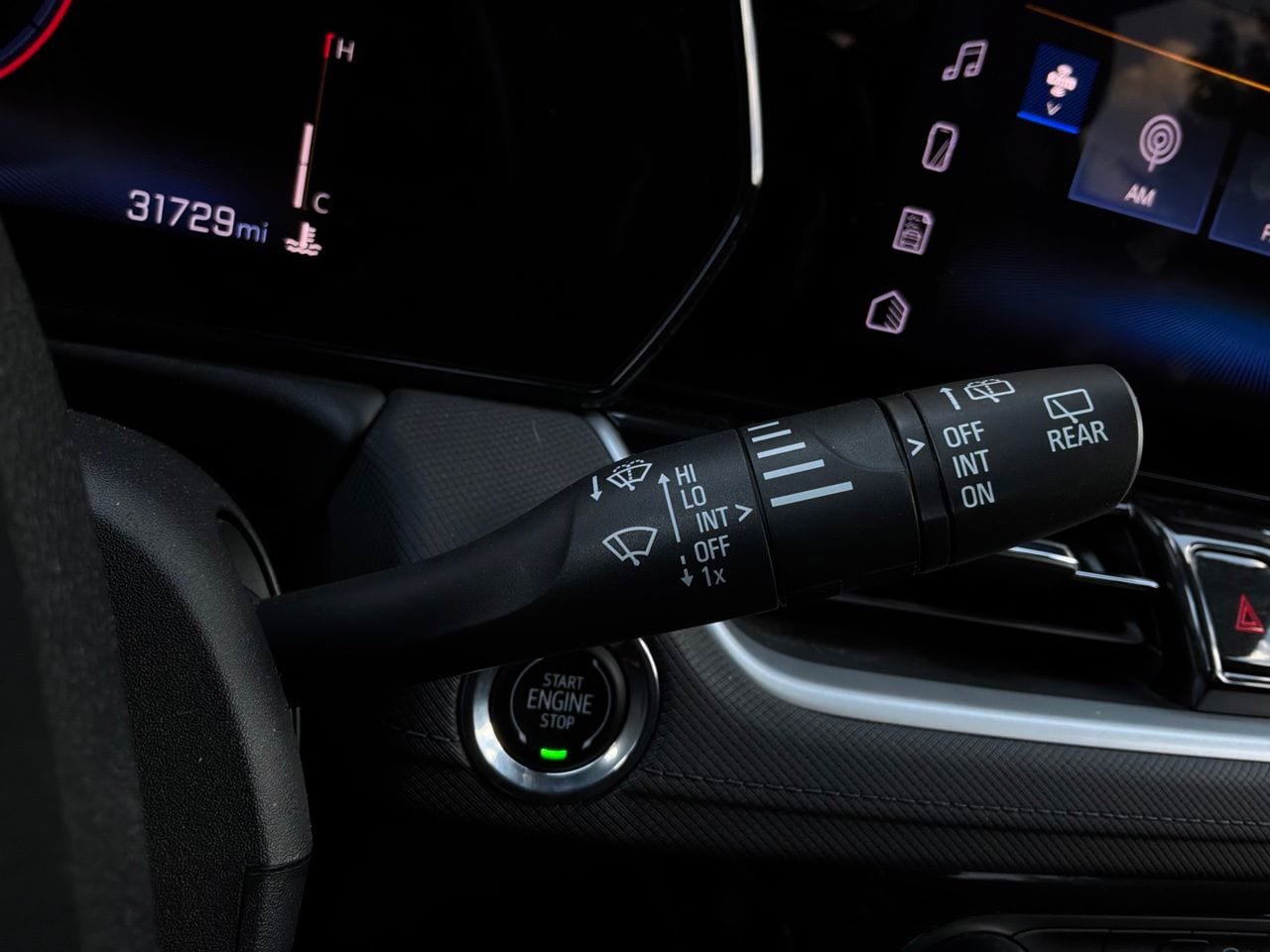 Used 2025 Chevrolet TrailBlazer LT FWD image 34