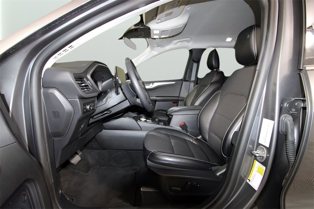 Used 2024 Ford Escape SE image 16