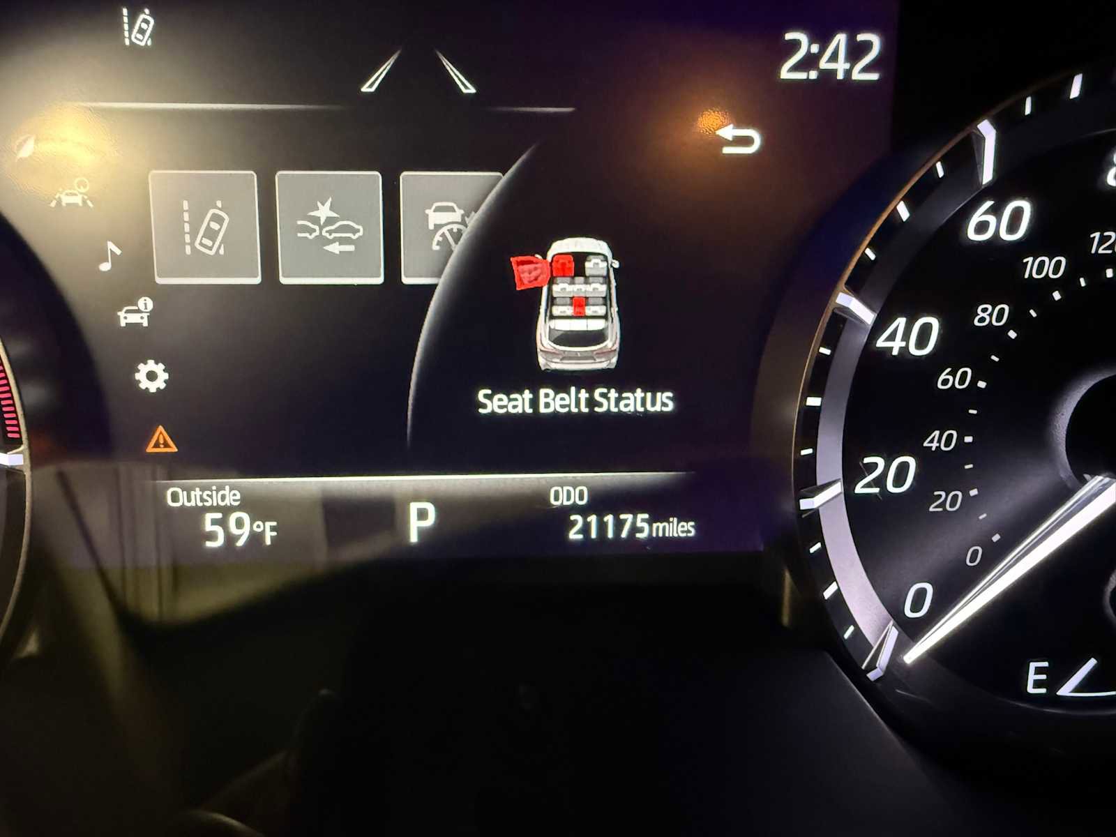 Used 2023 Toyota Highlander LE AWD/4WD image 36