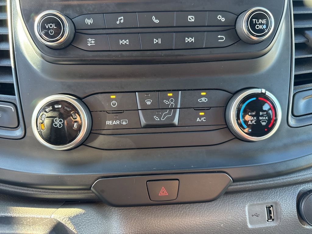 Used 2024 Ford Transit 250 Low Roof w/ Exterior Upgrade Package RWD image 15
