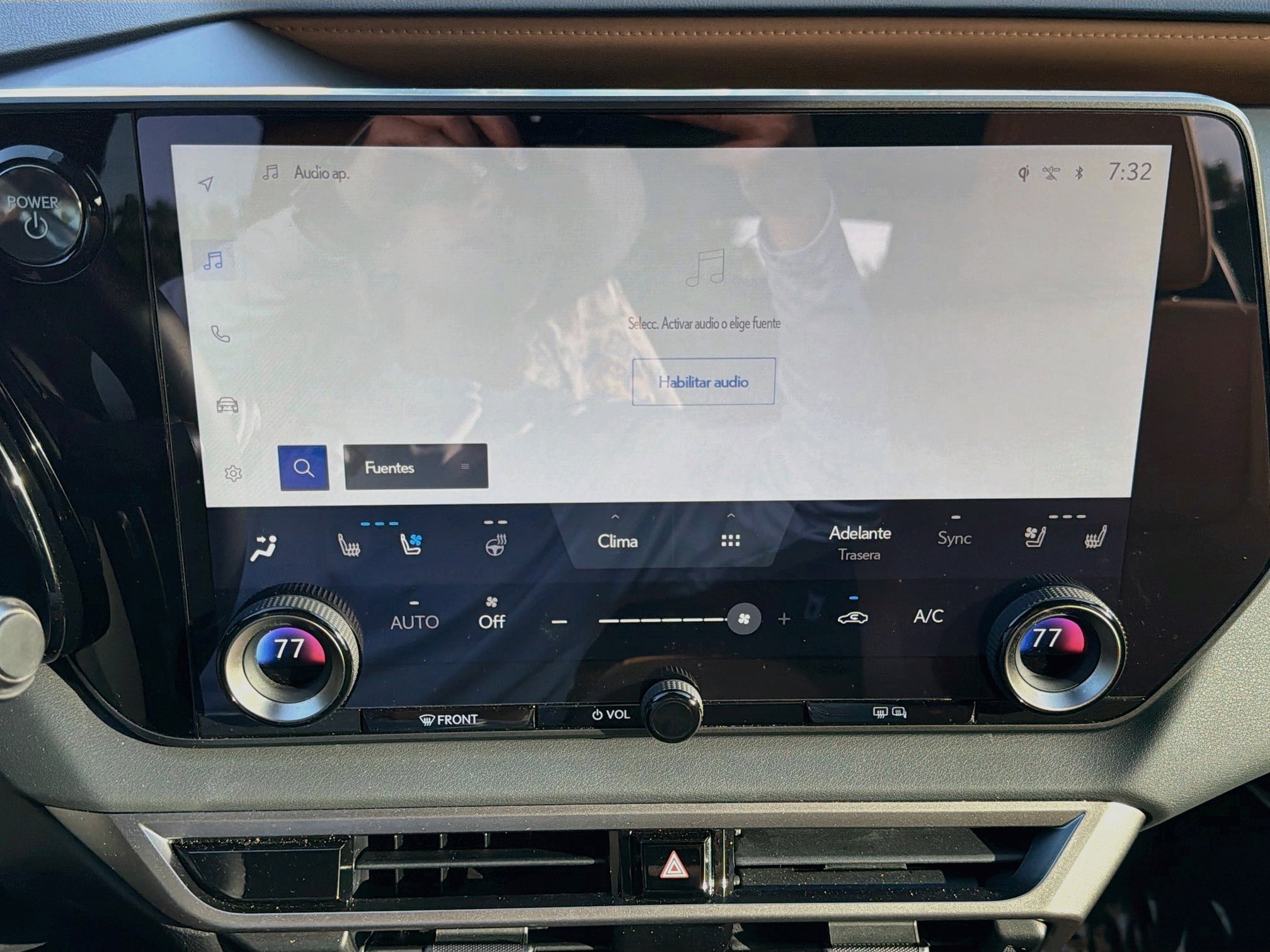 Used 2025 Lexus RX 350h w/ Accessory Package (Z1) AWD/4WD image 32