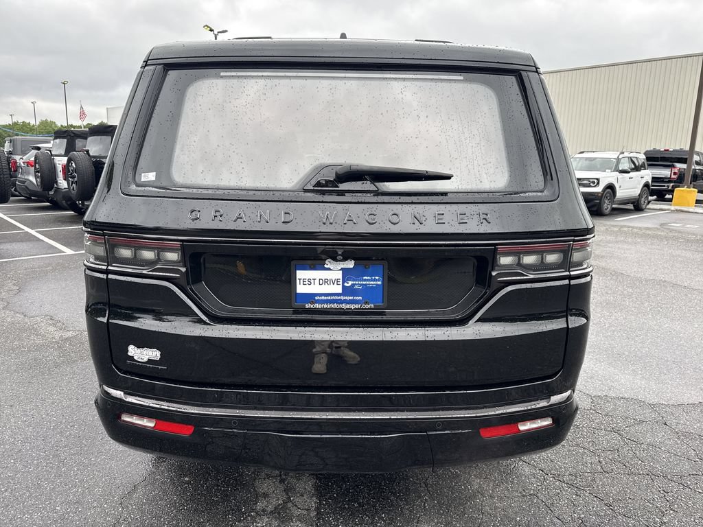 Used 2023 Jeep Grand Wagoneer Series III w/ Quick Order Packagew 28T AWD/4WD image 6