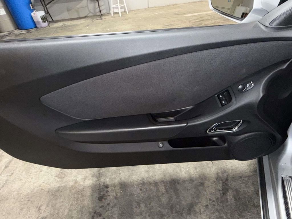 Used 2010 Chevrolet Camaro SS image 17
