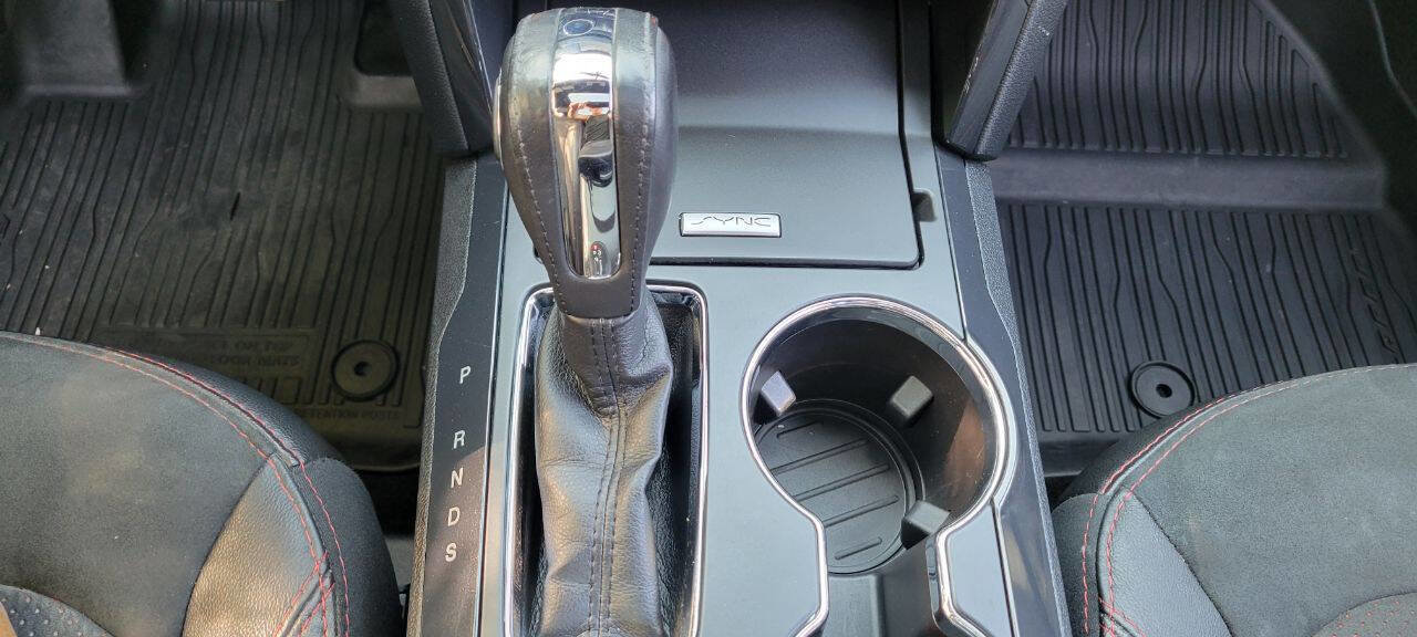 Used 2018 Ford Explorer XLT w/ Equipment Group 202A image 32