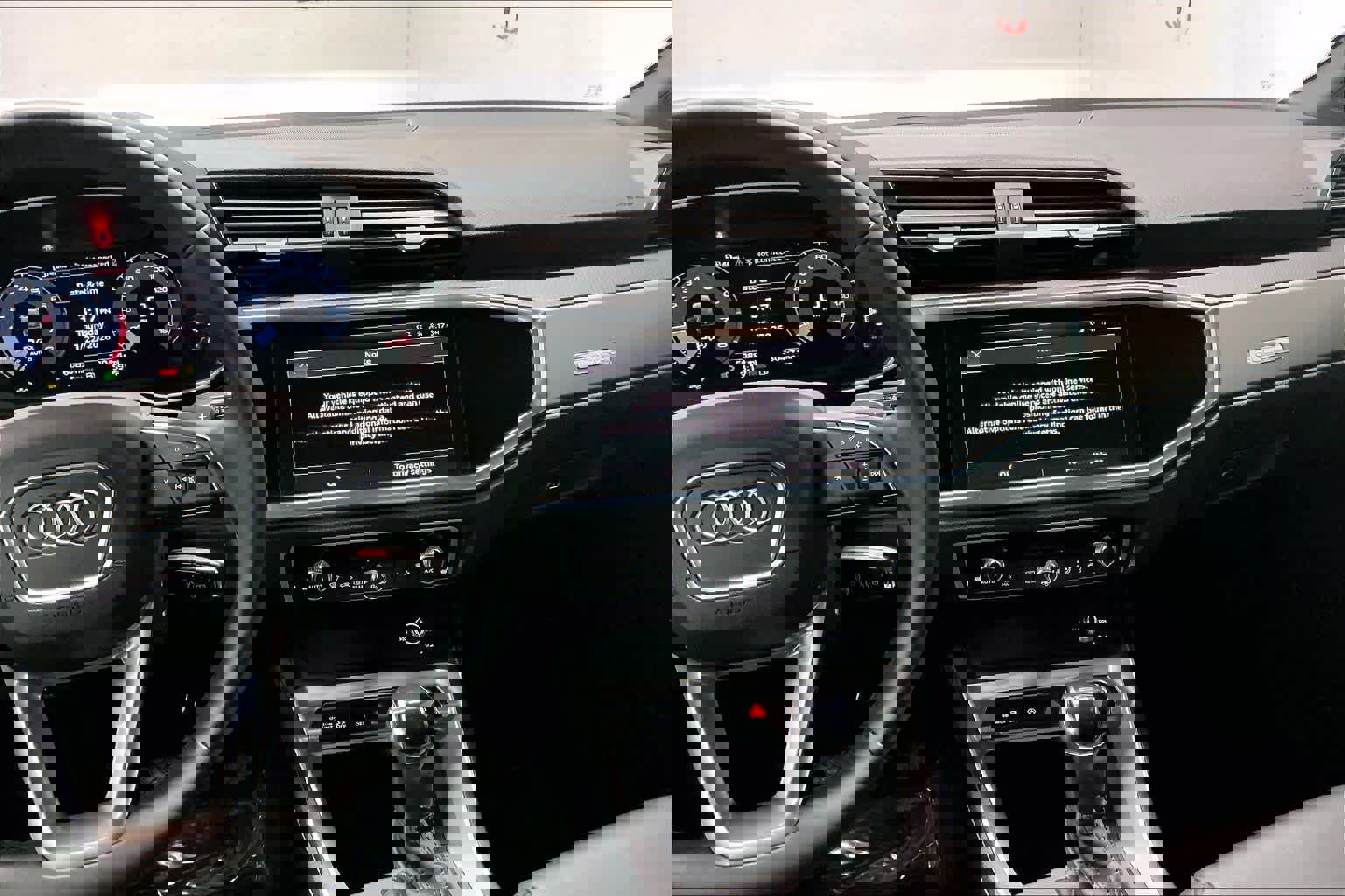 Certified 2025 Audi Q3 2.0T Premium image 9