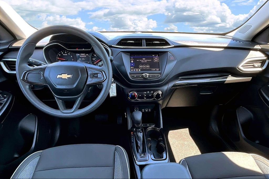 Used 2022 Chevrolet TrailBlazer LS image 9