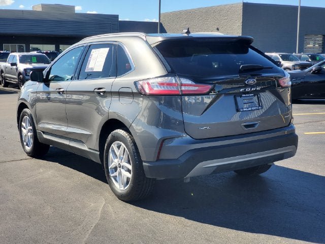 Used 2024 Ford Edge SEL w/ Convenience Package AWD/4WD image 3