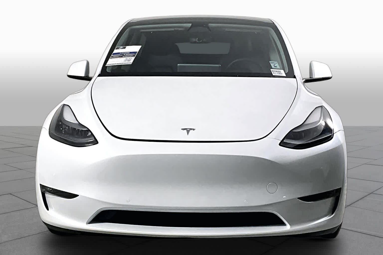 Used 2022 Tesla Model Y Performance AWD/4WD image 3