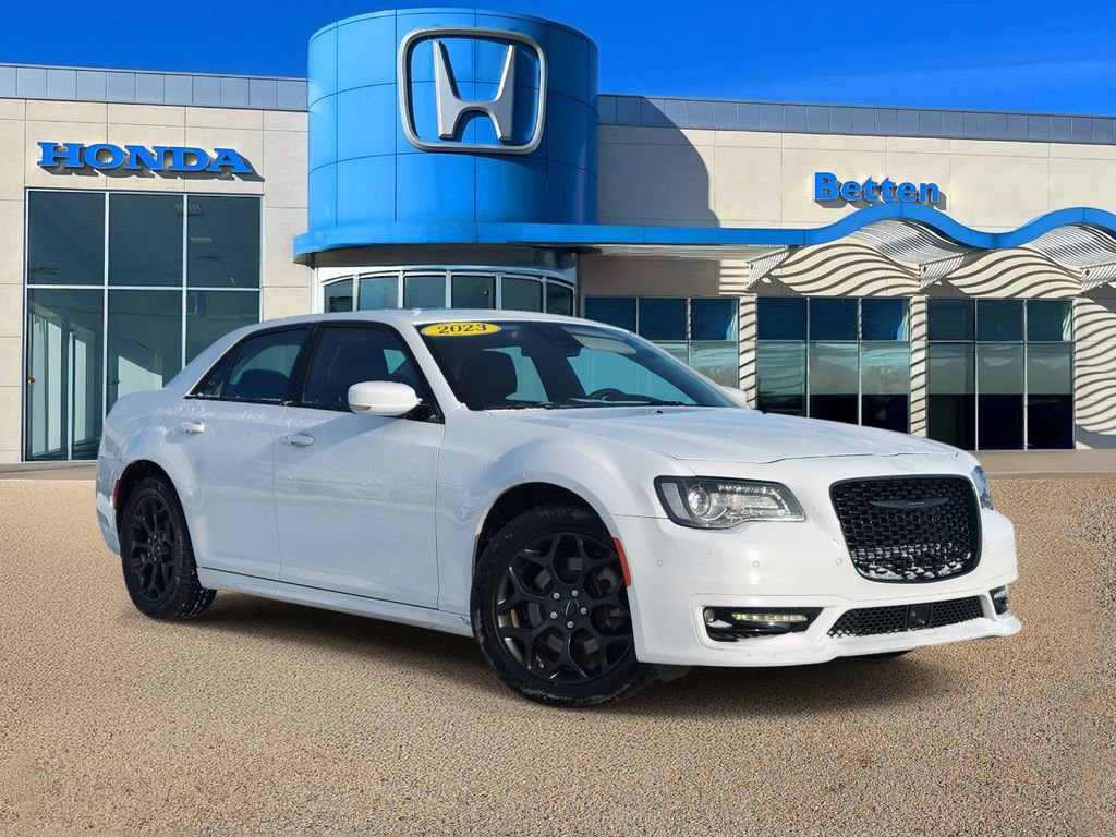 Used 2023 Chrysler 300 Touring L w/ Popular Equipment Group