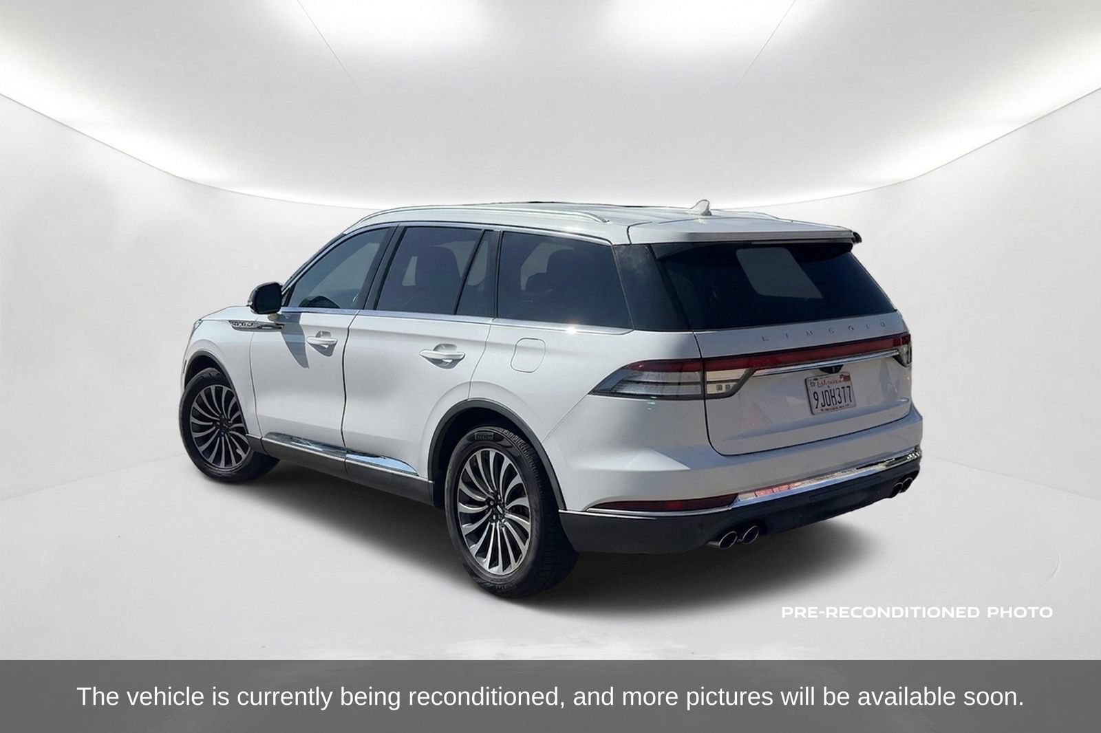 Used 2020 Lincoln Aviator Reserve w/ Class IV Trailer Tow Package RWD image 8