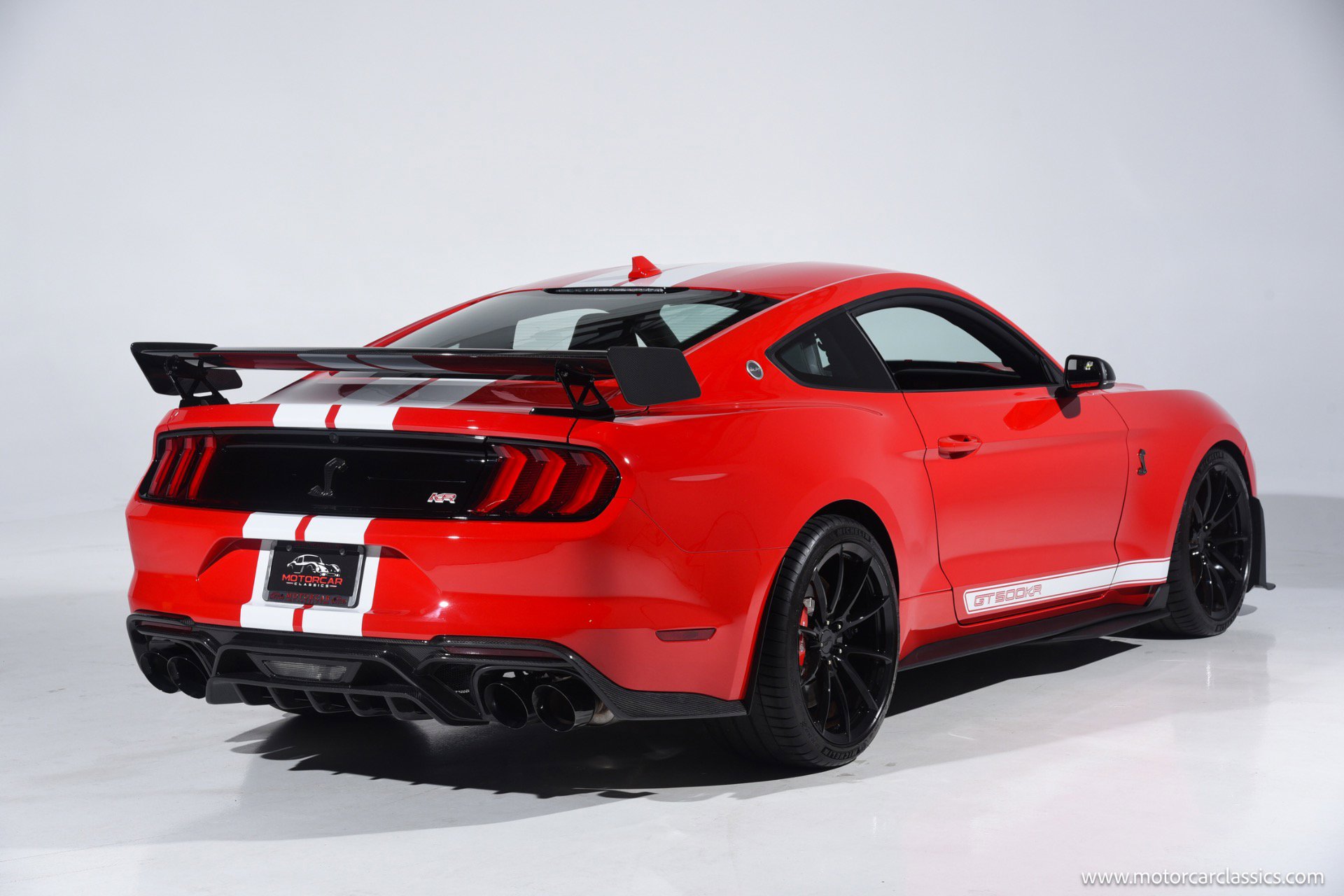 Used 2021 Ford Mustang Shelby GT500 w/ Carbon Fiber Track Pack image 6