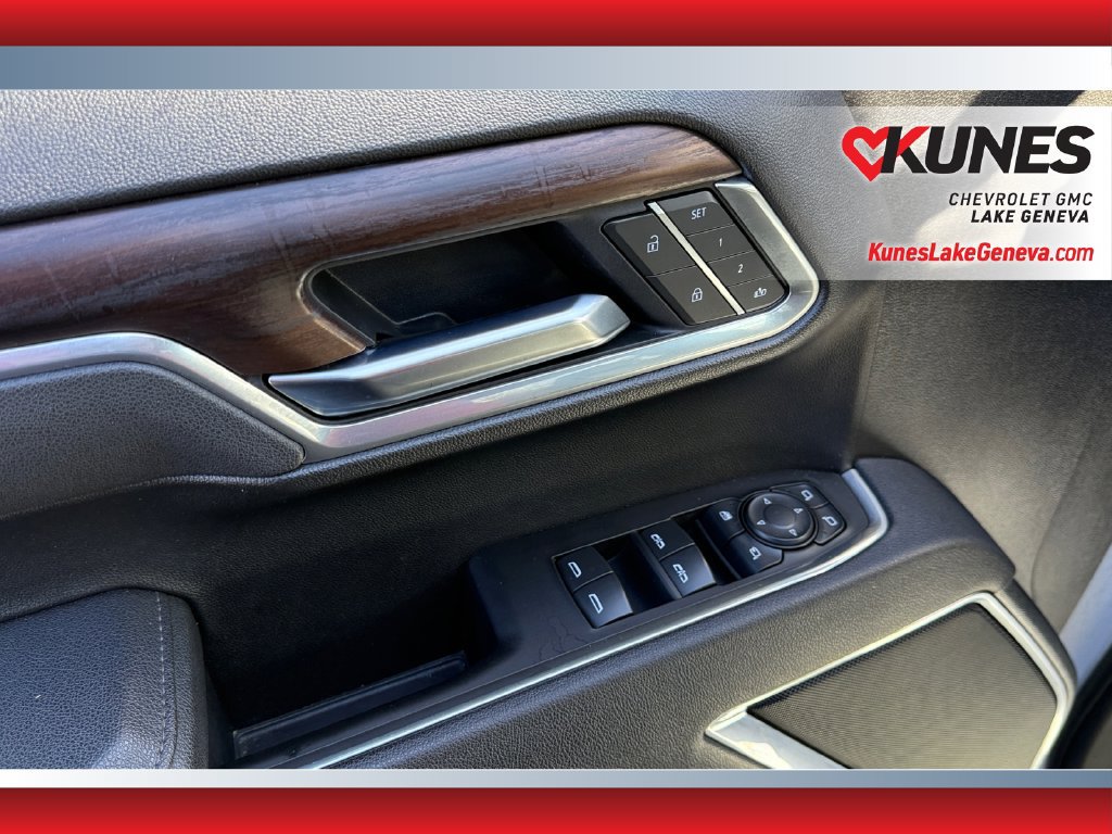 Used 2025 GMC Sierra 1500 SLT AWD/4WD image 17