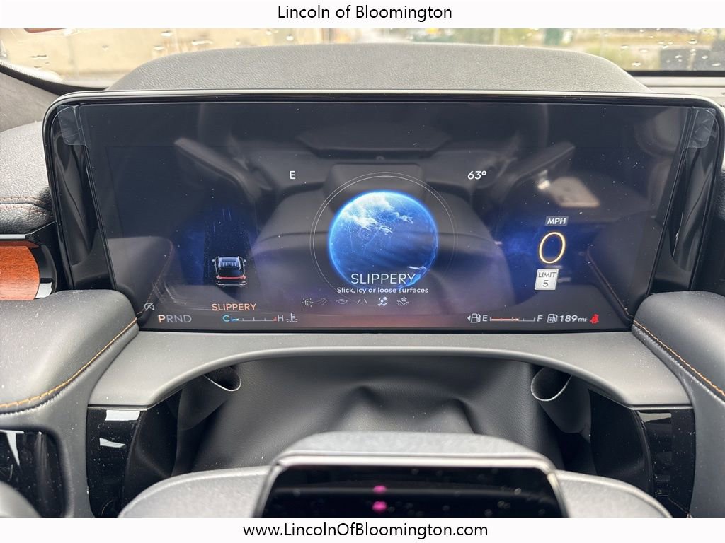 New 2025 Lincoln Aviator Black Label image 31