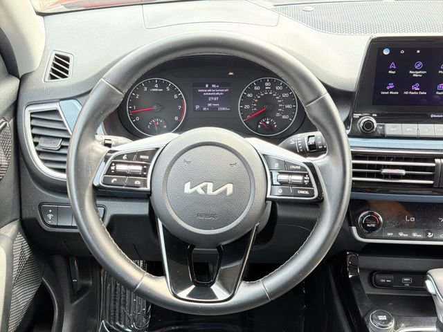Used 2023 Kia Seltos Nightfall Edition AWD/4WD image 13