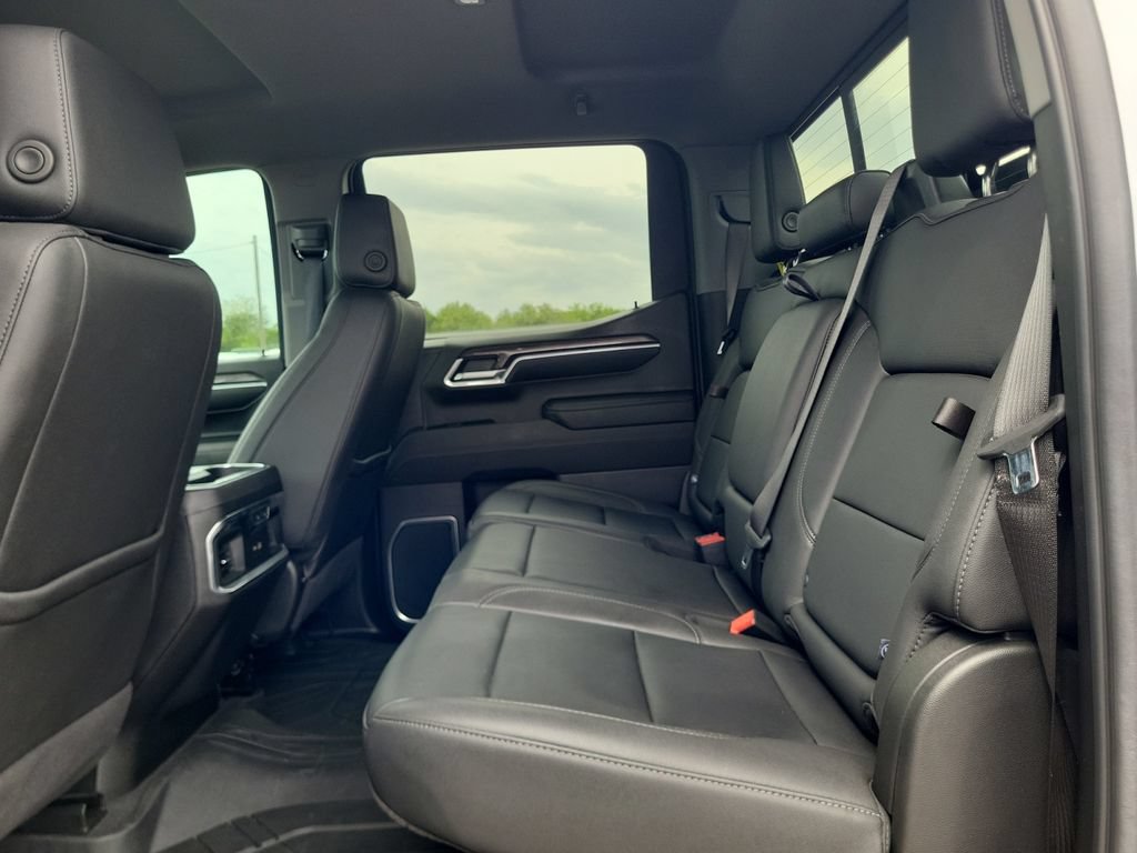 Used 2024 Chevrolet Silverado 1500 LTZ w/ Technology Package AWD/4WD image 22
