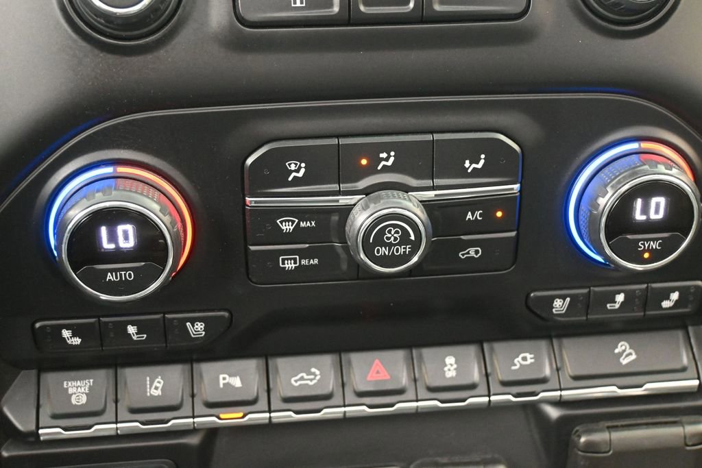 Used 2020 Chevrolet Silverado 3500 LTZ w/ LTZ Texas Edition image 16