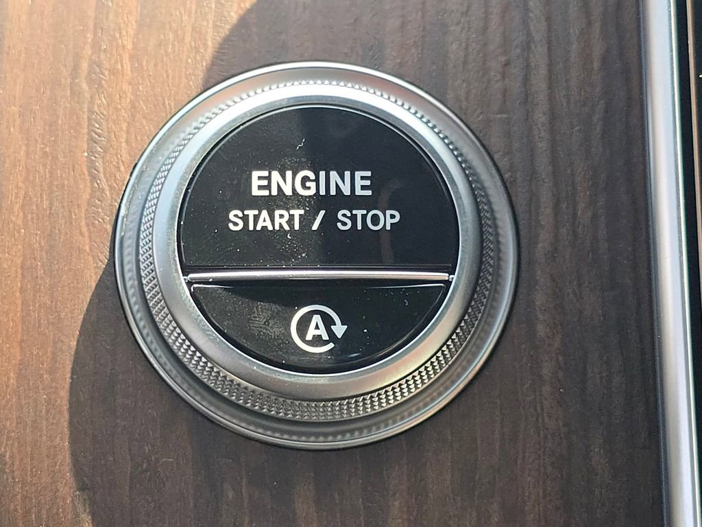 New 2026 Mercedes-Benz GLC 300 4MATIC image 37