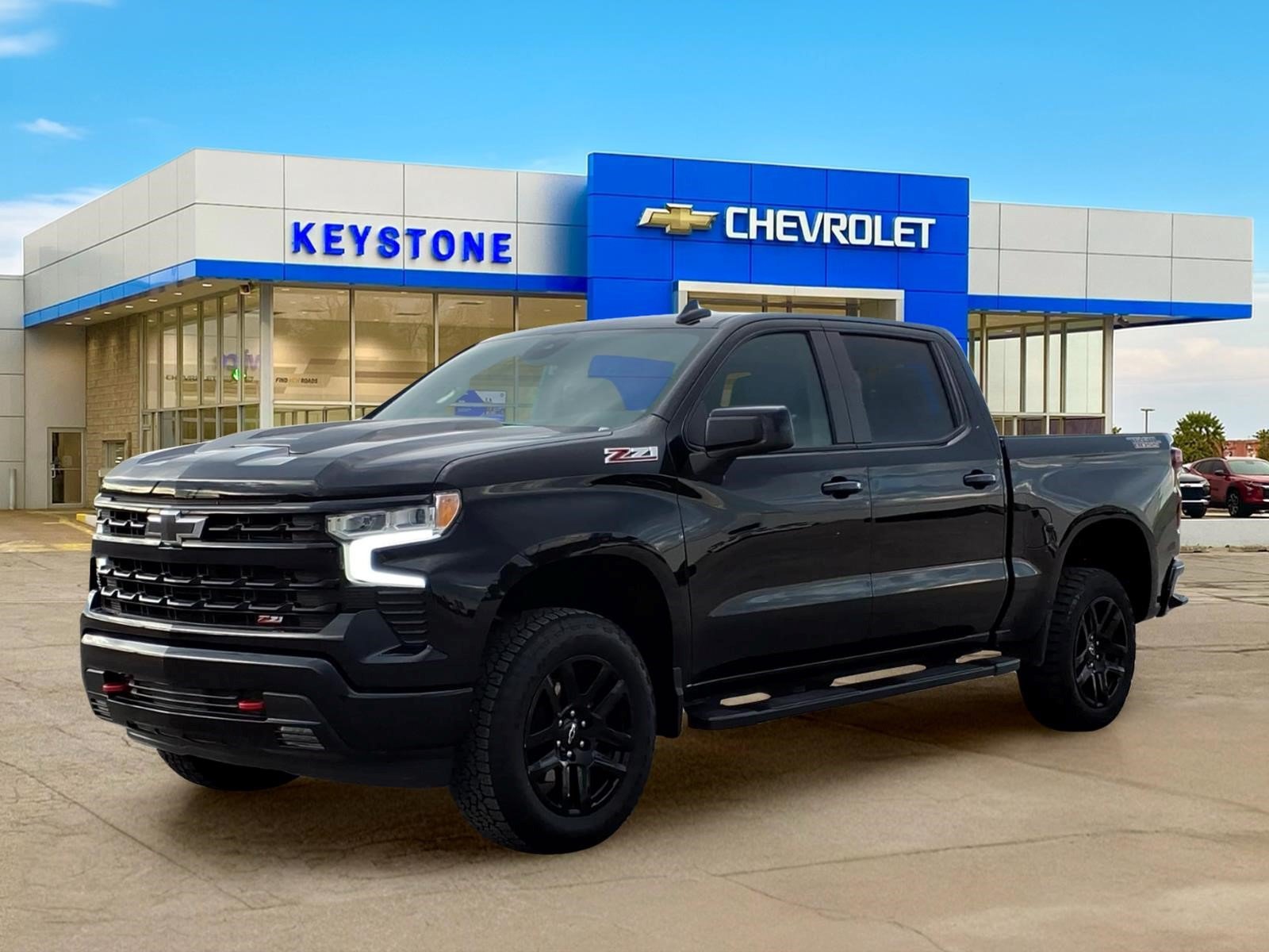 Used 2024 Chevrolet Silverado 1500 LT Trail Boss w/ Convenience Package II AWD/4WD image 3