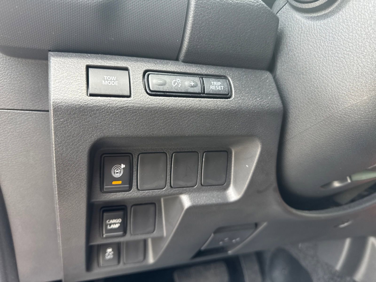 Certified 2024 Nissan Frontier Pro-X w/ Technology Package image 14