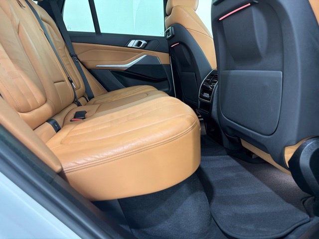 Used 2019 BMW X5 xDrive40i w/ Premium Package 2 AWD/4WD image 23