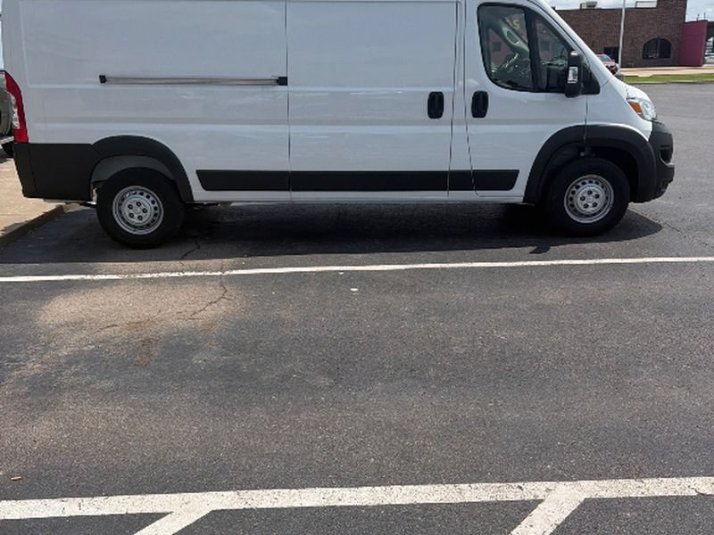 Used 2025 RAM ProMaster 2500 w/ Convenience Group FWD image 5