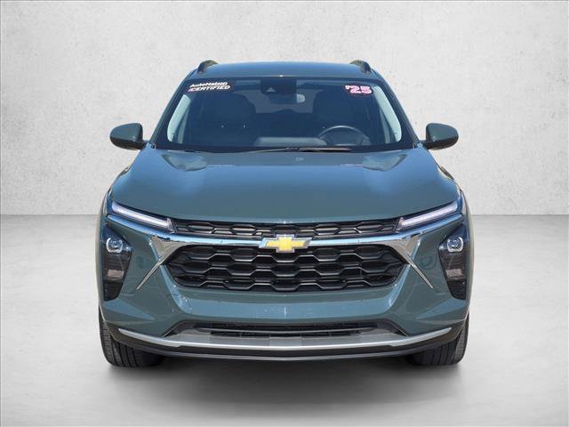 Used 2025 Chevrolet Trax LT w/ LT Convenience Package FWD video 2