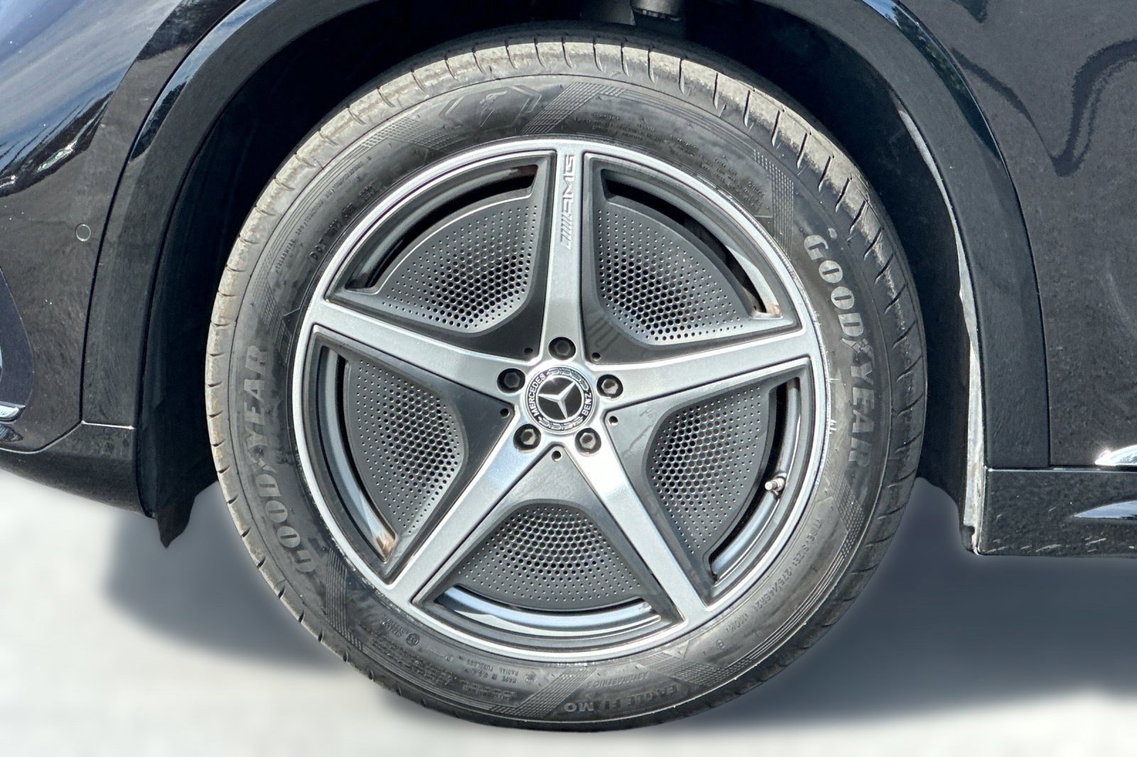 Certified 2023 Mercedes-Benz EQS 580 4MATIC SUV image 11