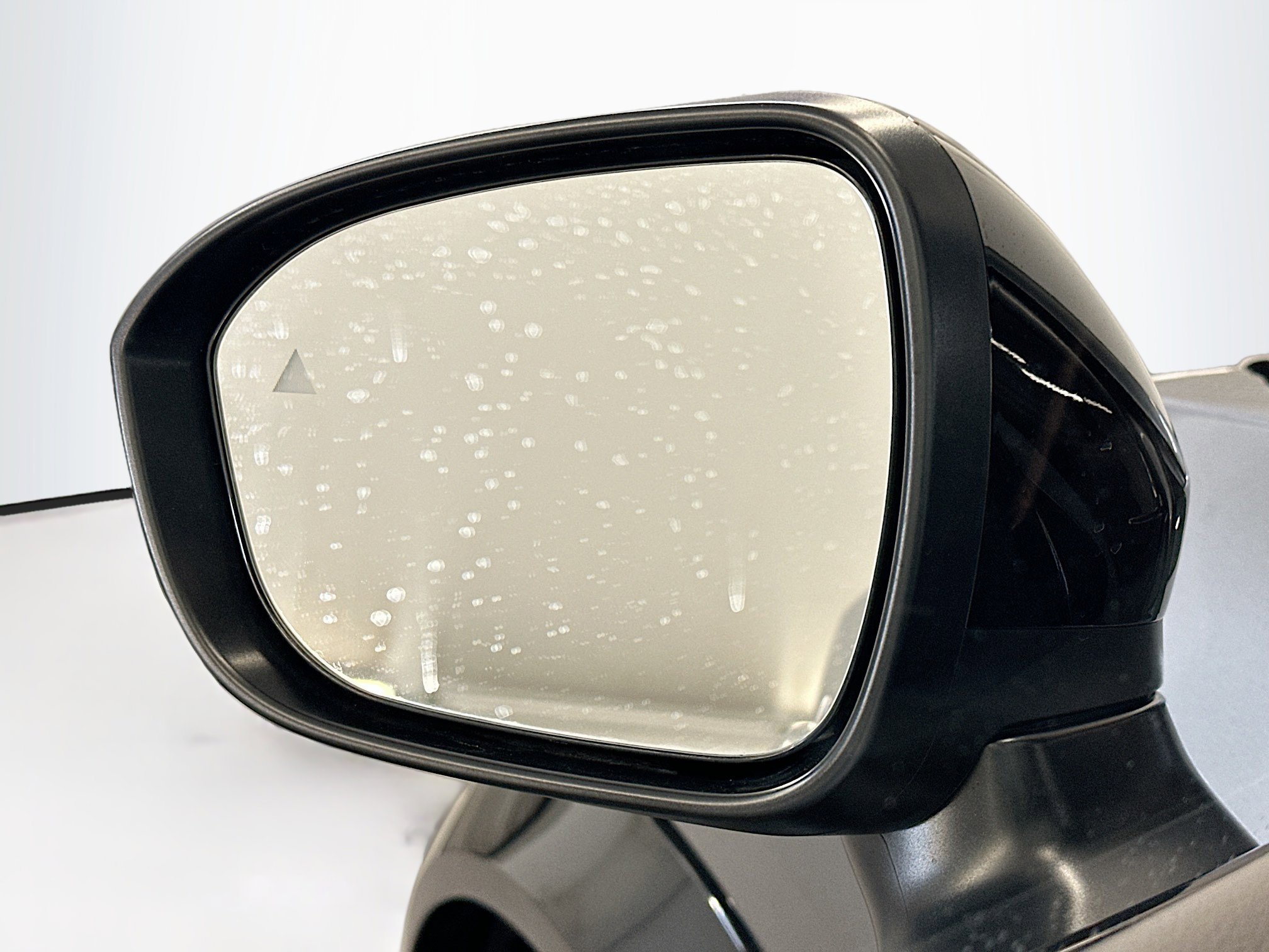 Used 2023 Nissan Ariya AWD image 16