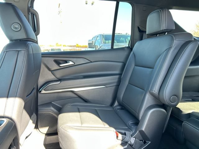 New 2026 Chevrolet Traverse LT w/ LPO, Floor Liner Package FWD image 18