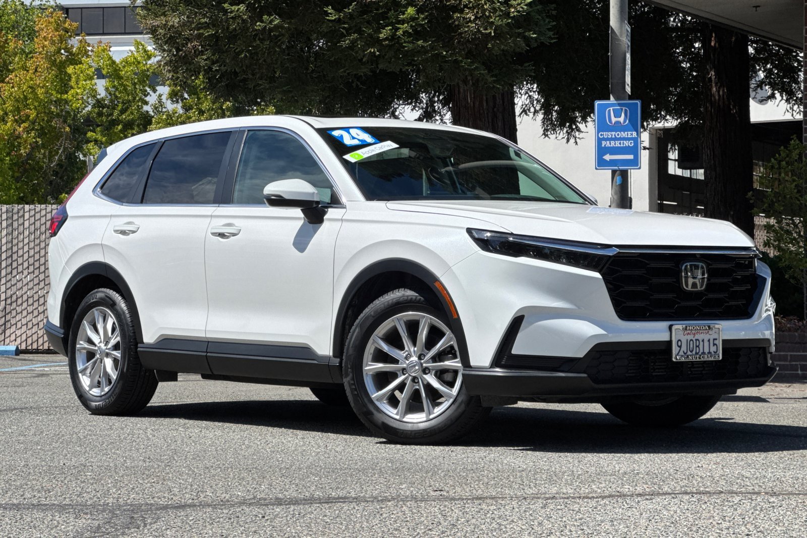 Used 2024 Honda CR-V EX image 2