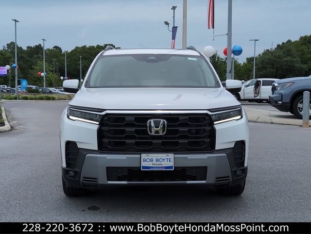New 2026 Honda Pilot Touring image 10