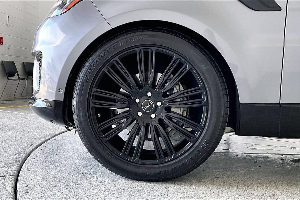 Used 2020 Land Rover Range Rover Sport HSE AWD/4WD image 11