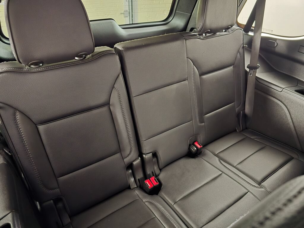 Used 2021 GMC Yukon Denali w/ Denali Ultimate Package AWD/4WD image 40