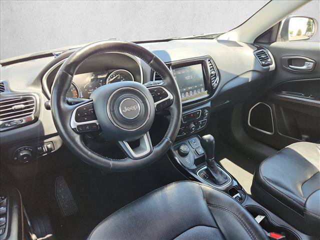 Used 2018 Jeep Compass Limited AWD/4WD image 15