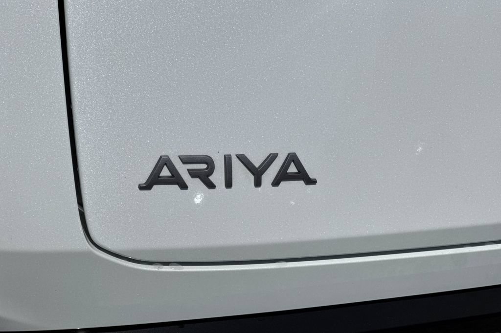 Used 2024 Nissan Ariya AWD image 27