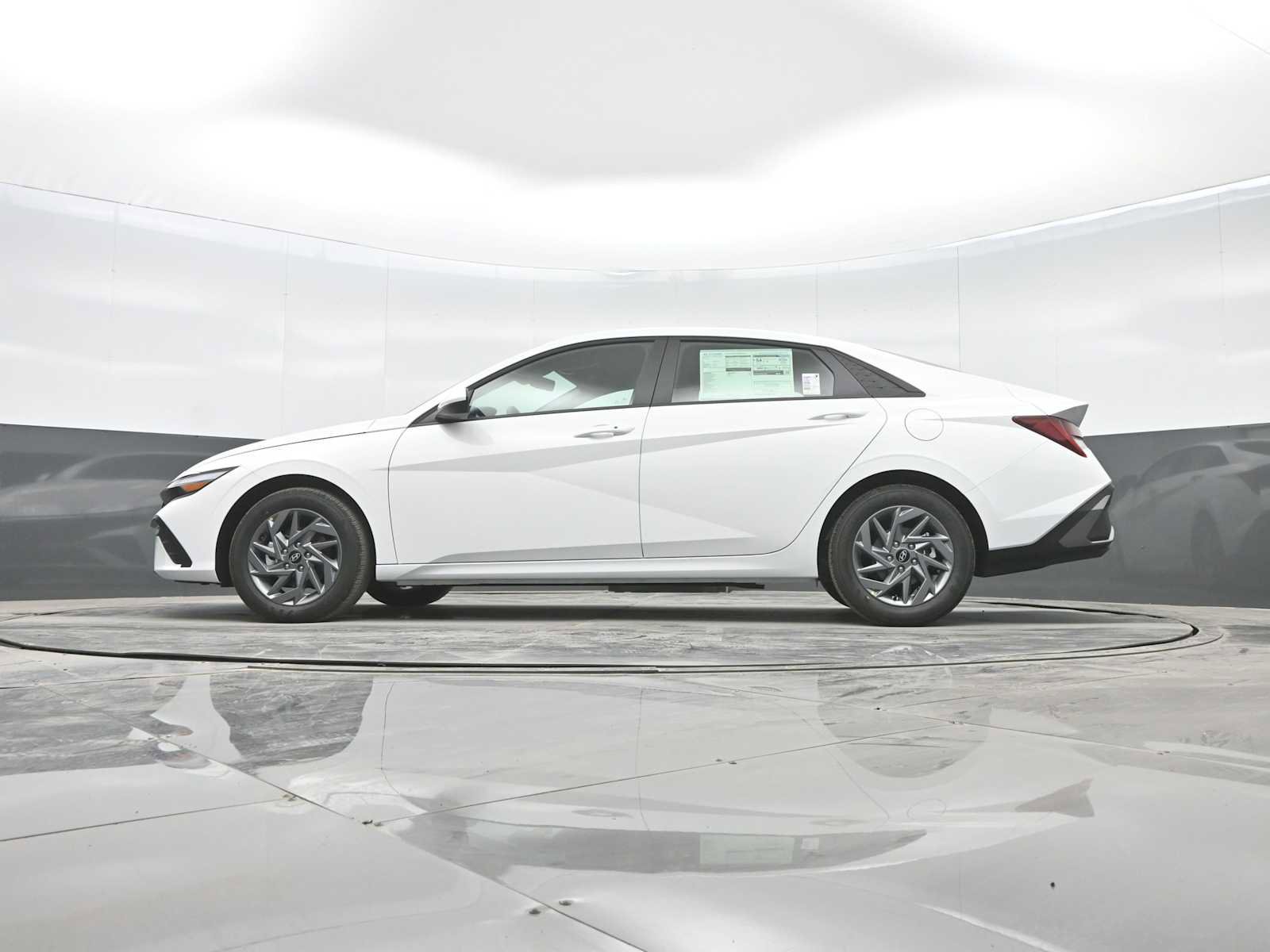 New 2026 Hyundai Elantra Blue image 26