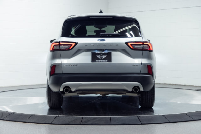 Used 2023 Ford Escape Active AWD/4WD image 7