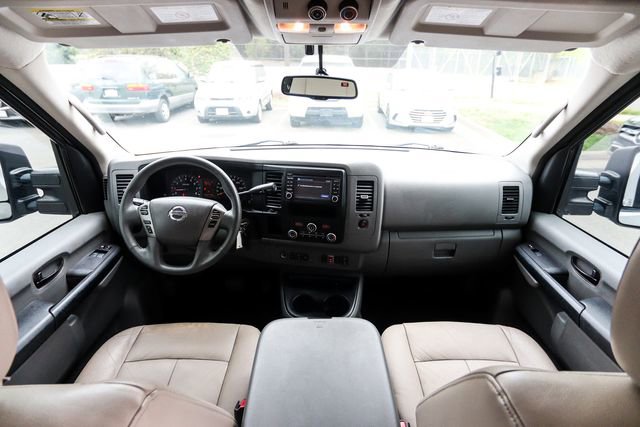 Used 2016 Nissan NV 3500 SL image 50