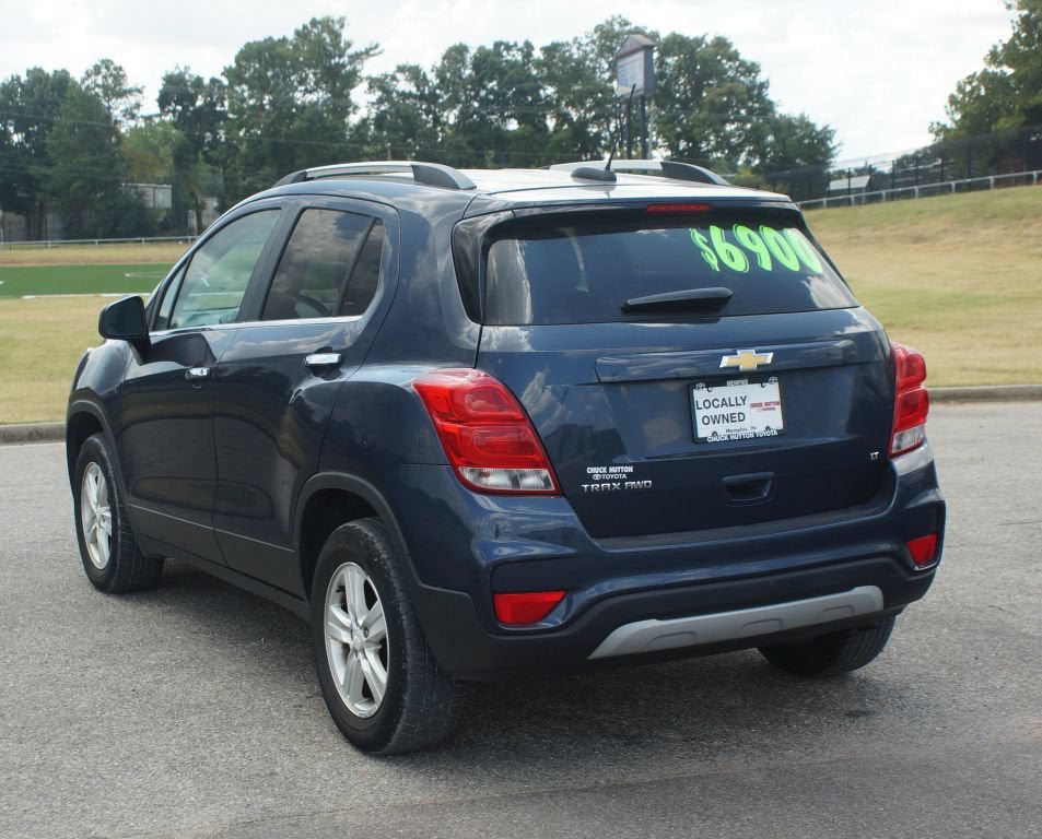 Used 2018 Chevrolet Trax LT w/ LT Convenience Package AWD/4WD image 11