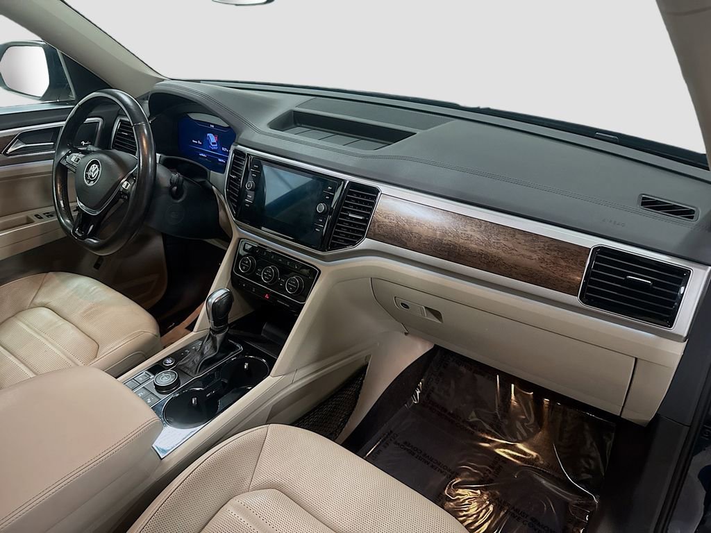 Used 2018 Volkswagen Atlas SEL Premium image 40