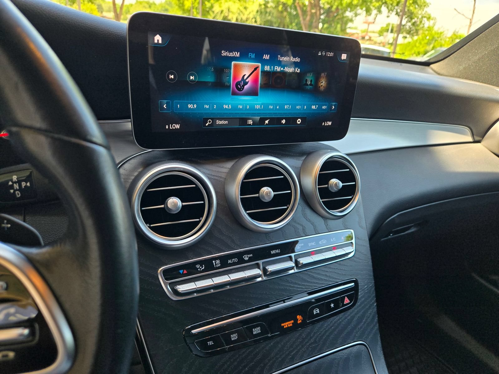Used 2021 Mercedes-Benz GLC 300 image 14