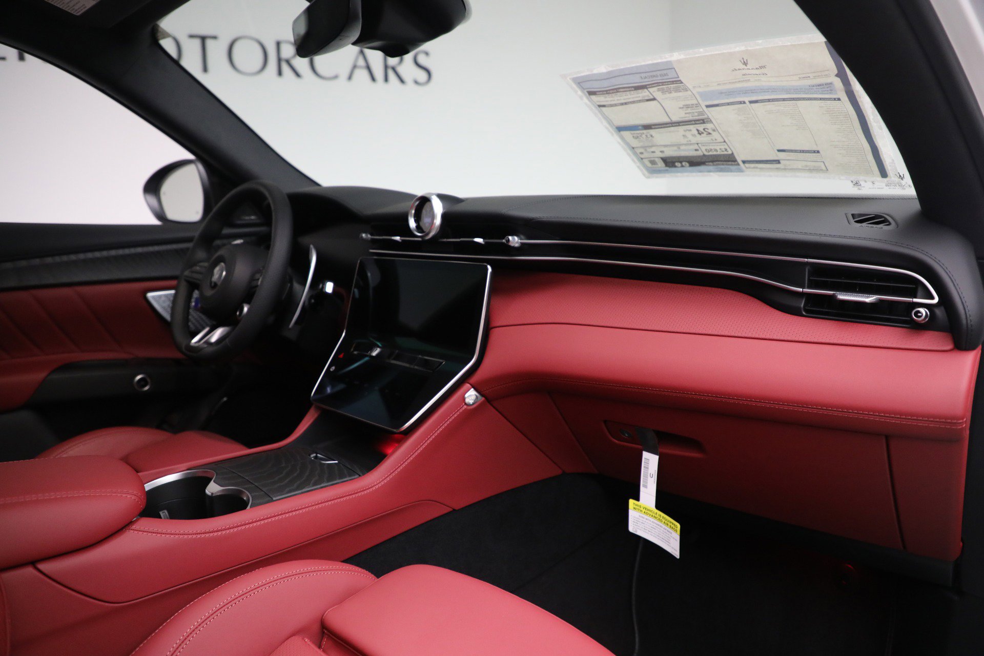 New 2025 Maserati Grecale GT image 16