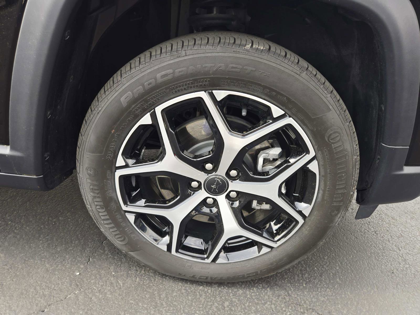 Used 2025 Jeep Compass Limited image 17