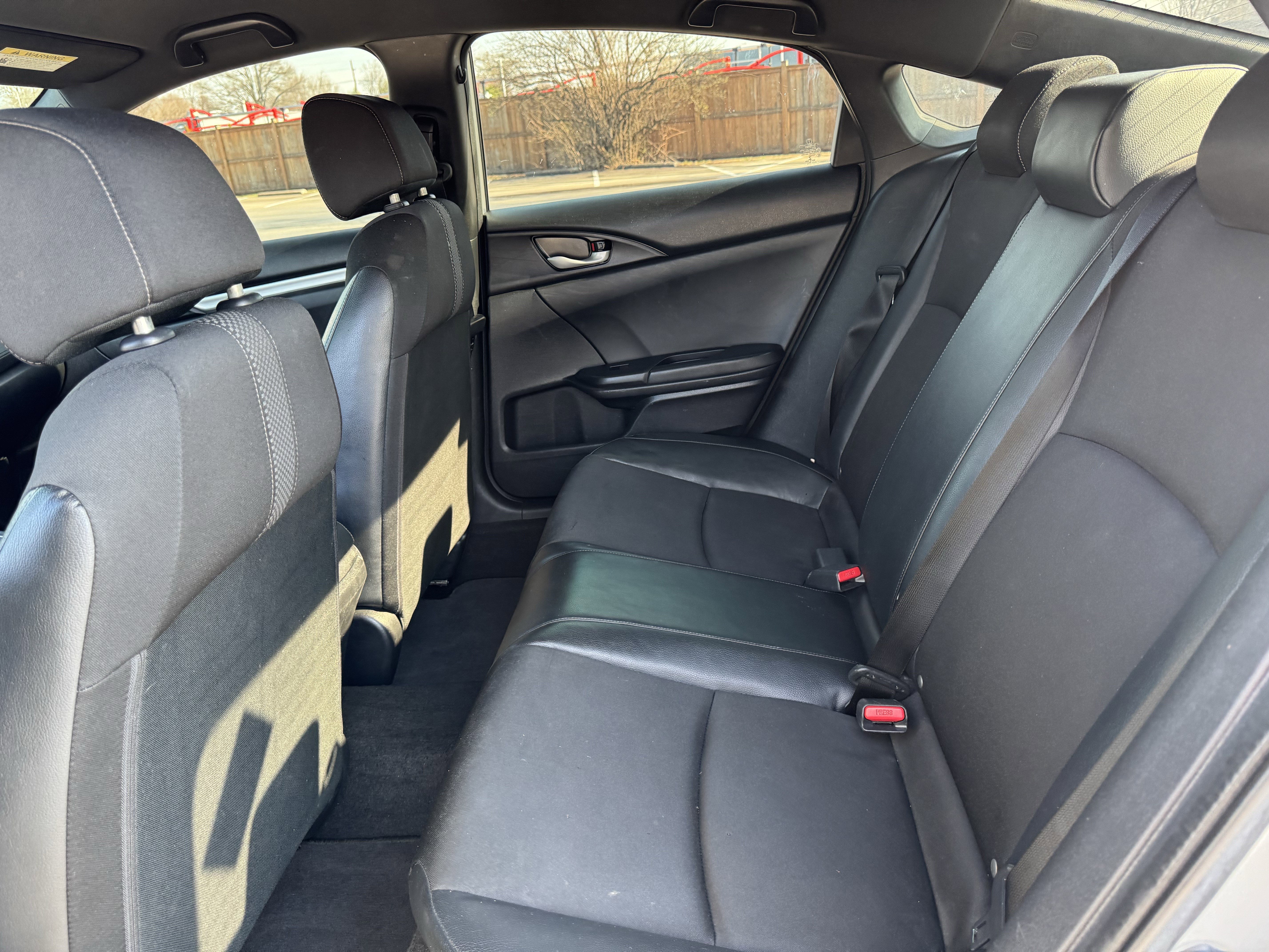 Used 2019 Honda Civic Sport image 32