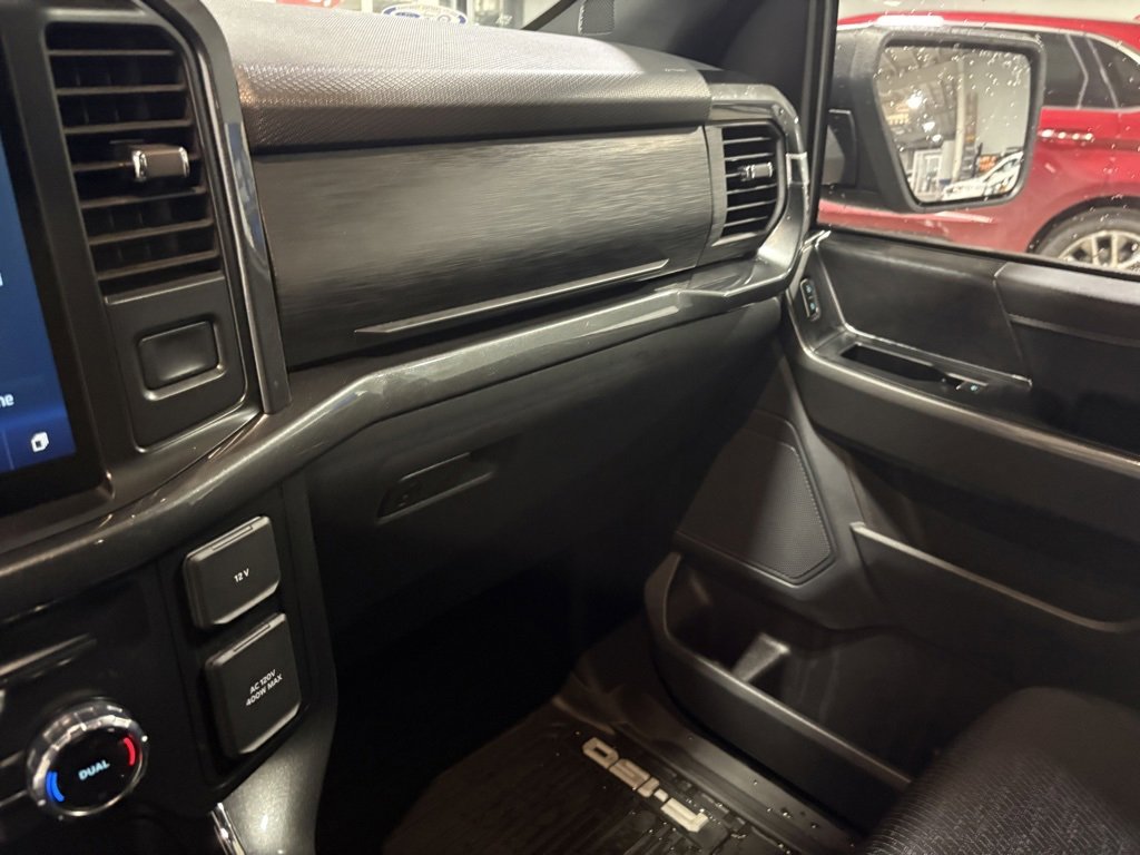 Used 2022 Ford F150 XLT w/ Equipment Group 302A High image 15