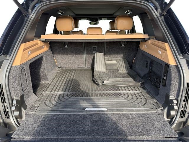 Used 2023 Land Rover Range Rover SE AWD/4WD image 18