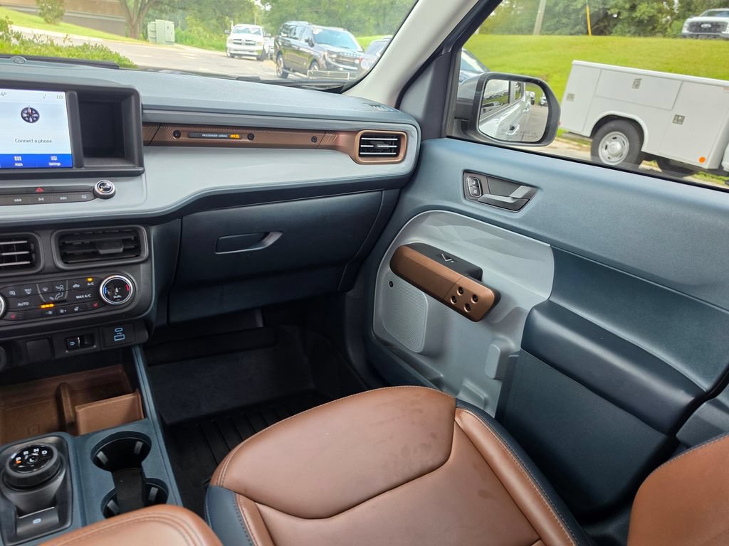 Used 2022 Ford Maverick Lariat w/ Lariat Luxury Package FWD image 18