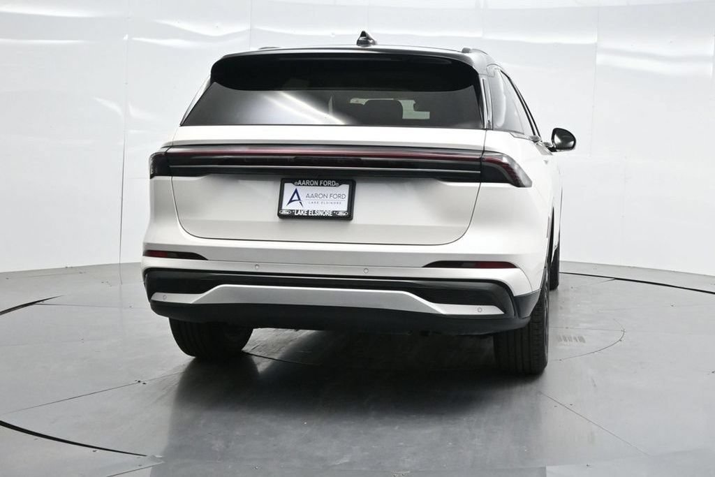 Used 2025 Lincoln Nautilus Reserve w/ Jet Appearance Package AWD/4WD image 38